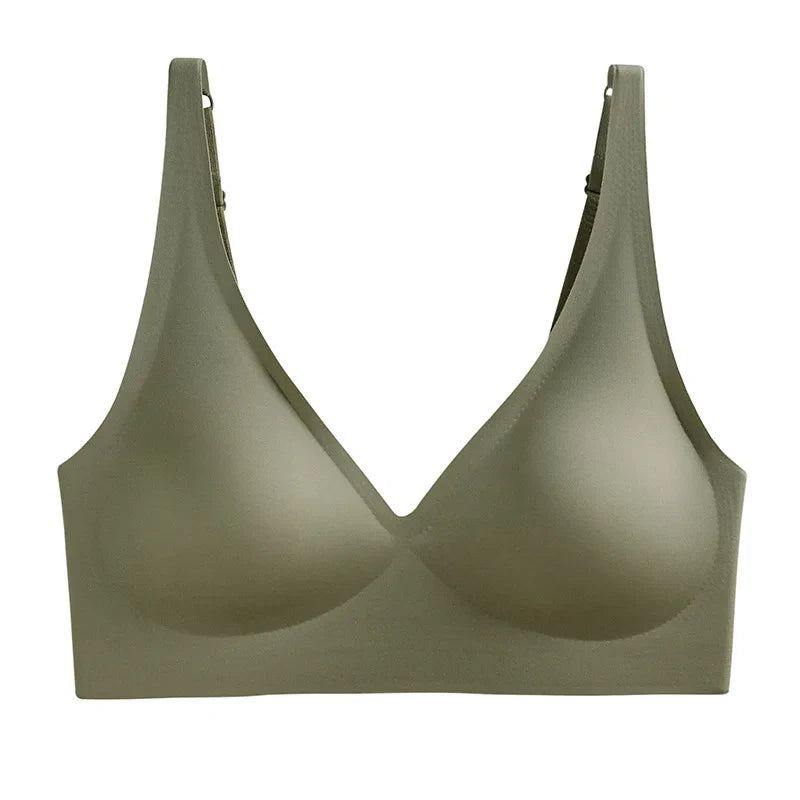 Seamless wireless bra in nude color